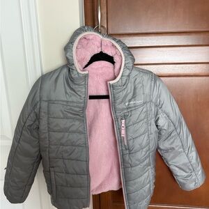 Eddie Bauer Kids Puffer Jacket in Gray and Pink